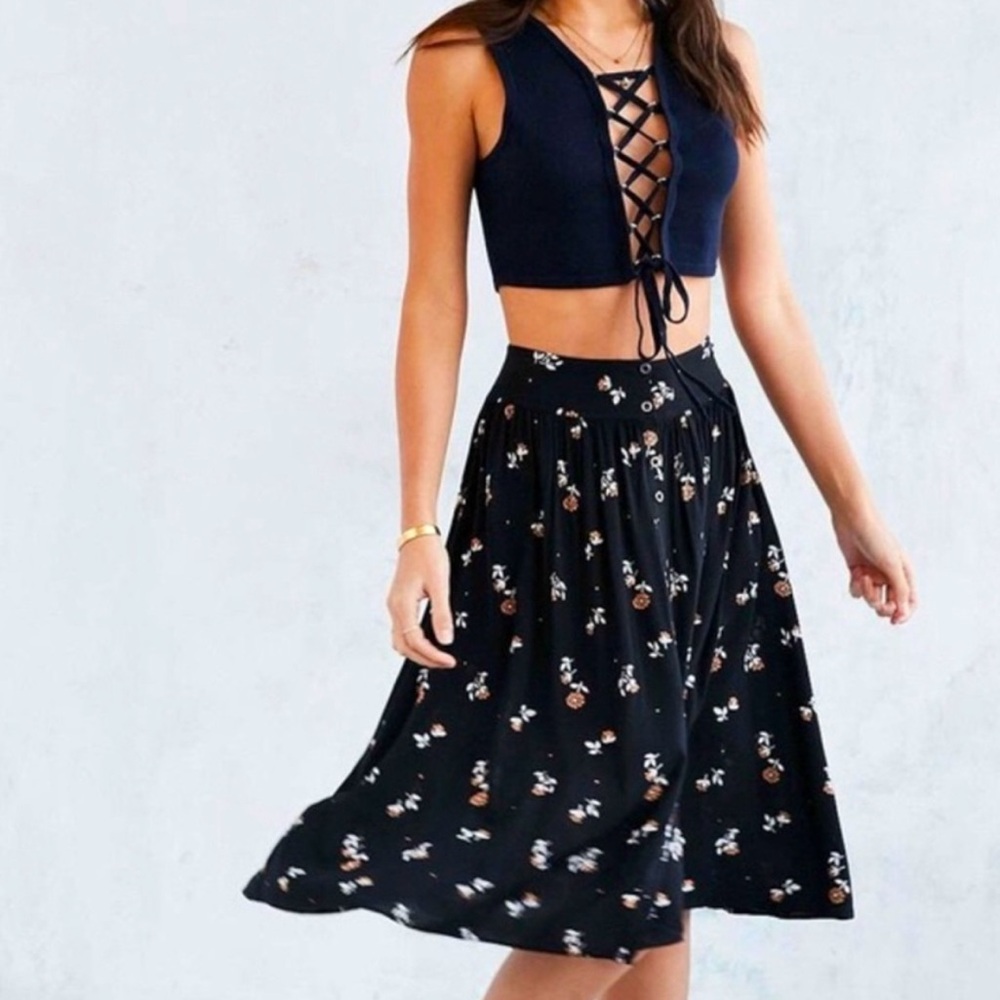 Ecote Floral Black Skirt